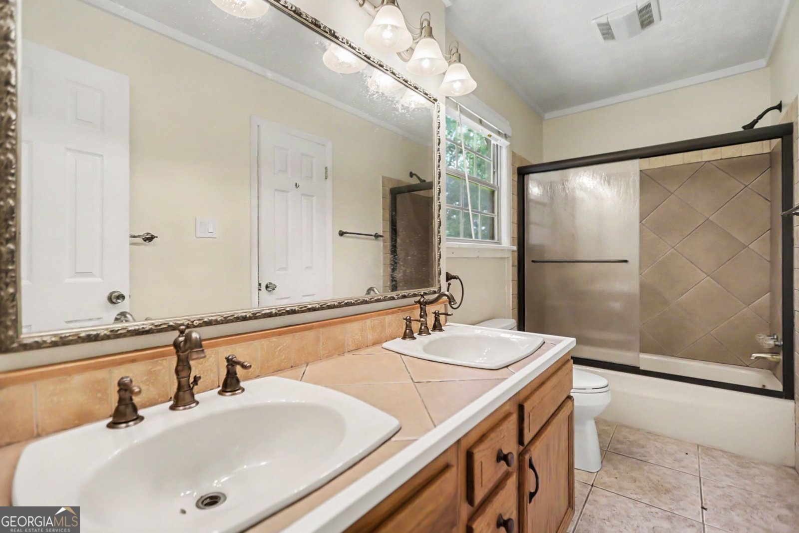 1229 De Leon Court Clarkston - Photo 17