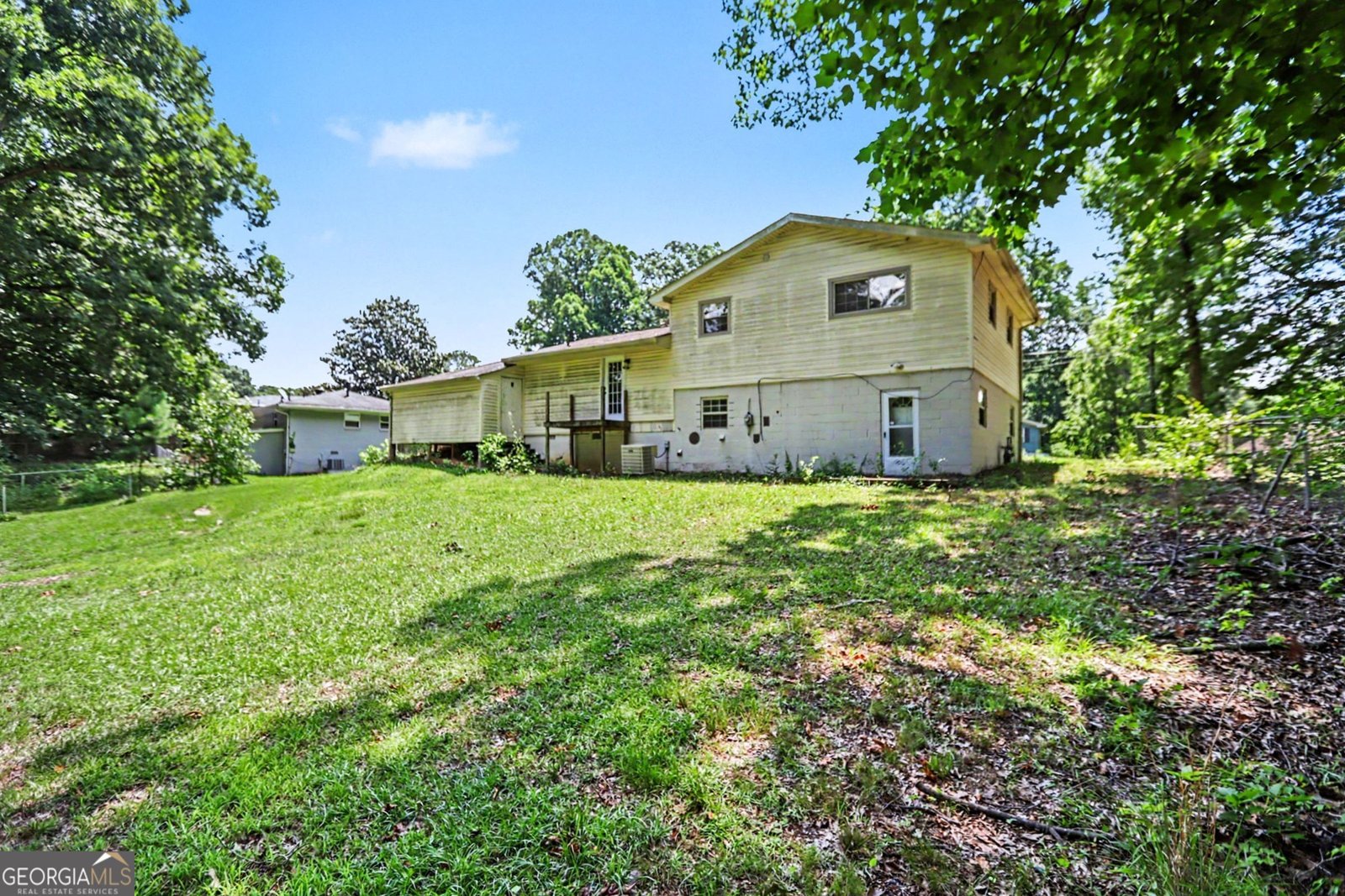 1229 De Leon Court Clarkston - Photo 32