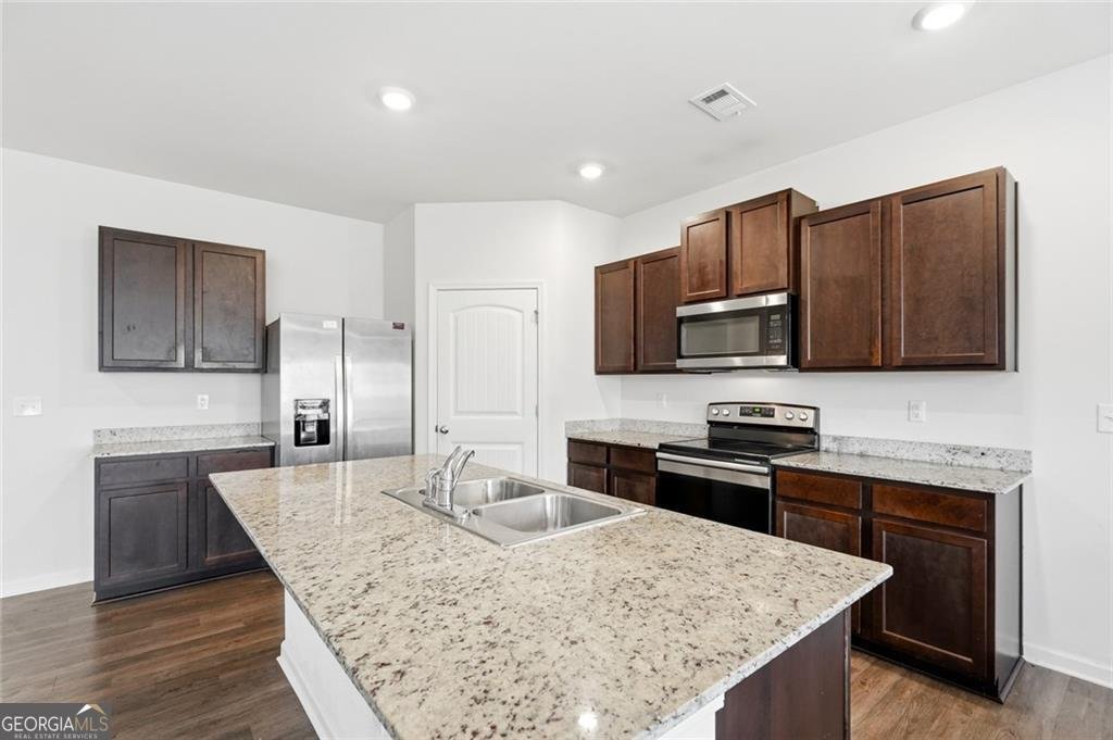 5396 Pennington Court Atlanta - Photo 6