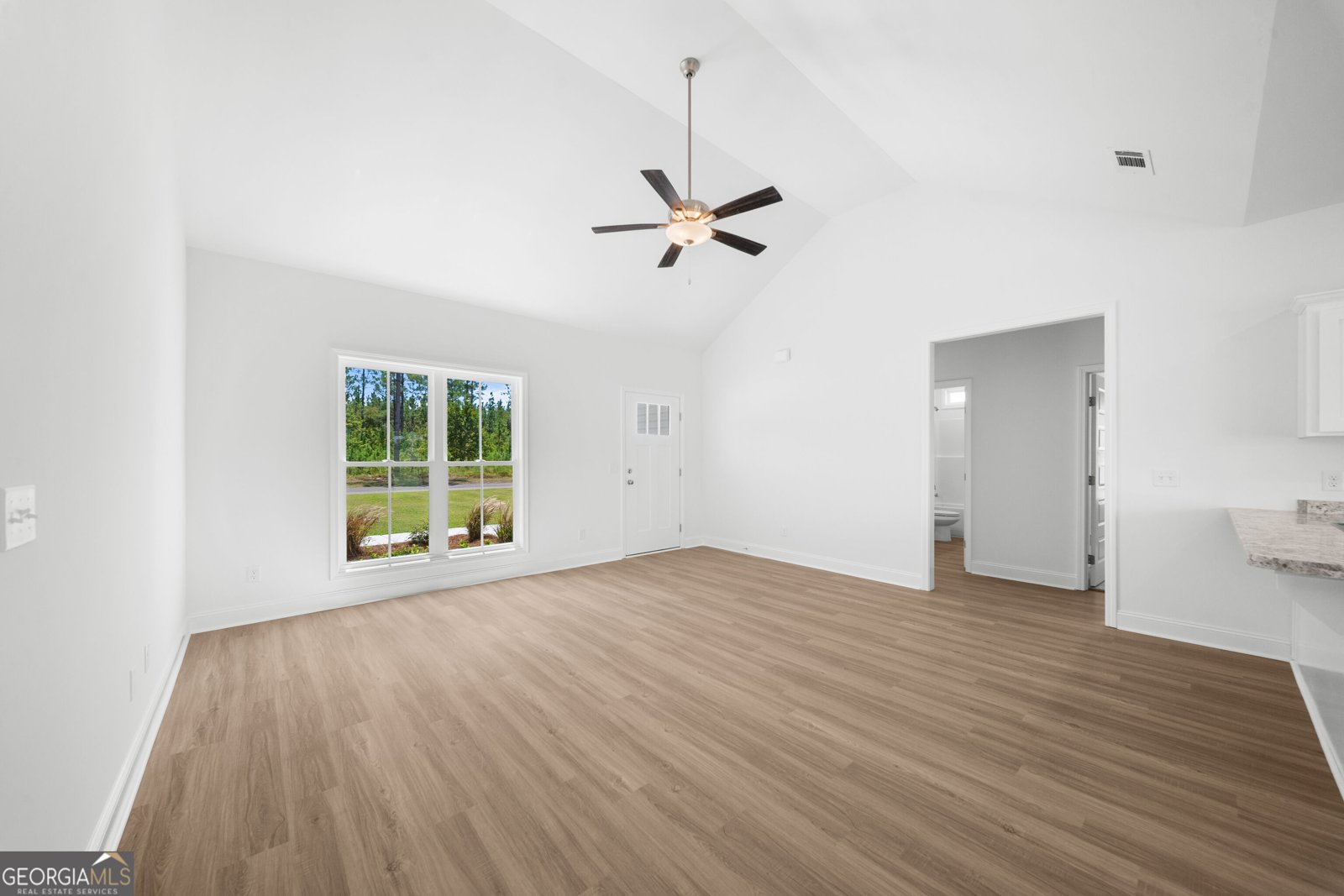 662 Belfast Loop Ellabell - Photo 6