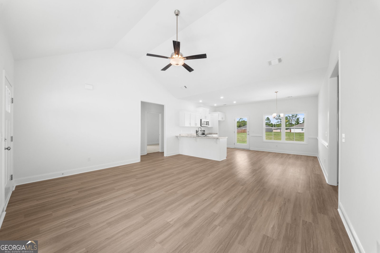 662 Belfast Loop Ellabell - Photo 7