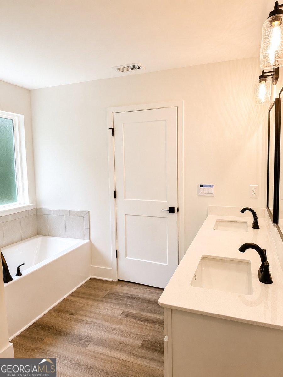 207 Laney Drive Carrollton - Photo 9