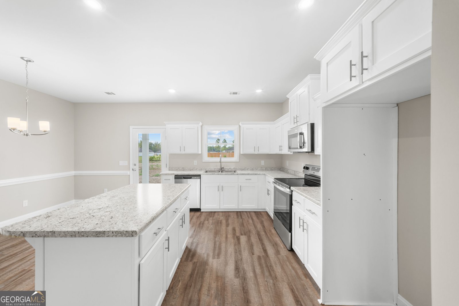 664 Belfast Loop Ellabell - Photo 7