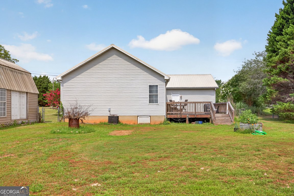 470 Hammond Road Statham - Photo 32