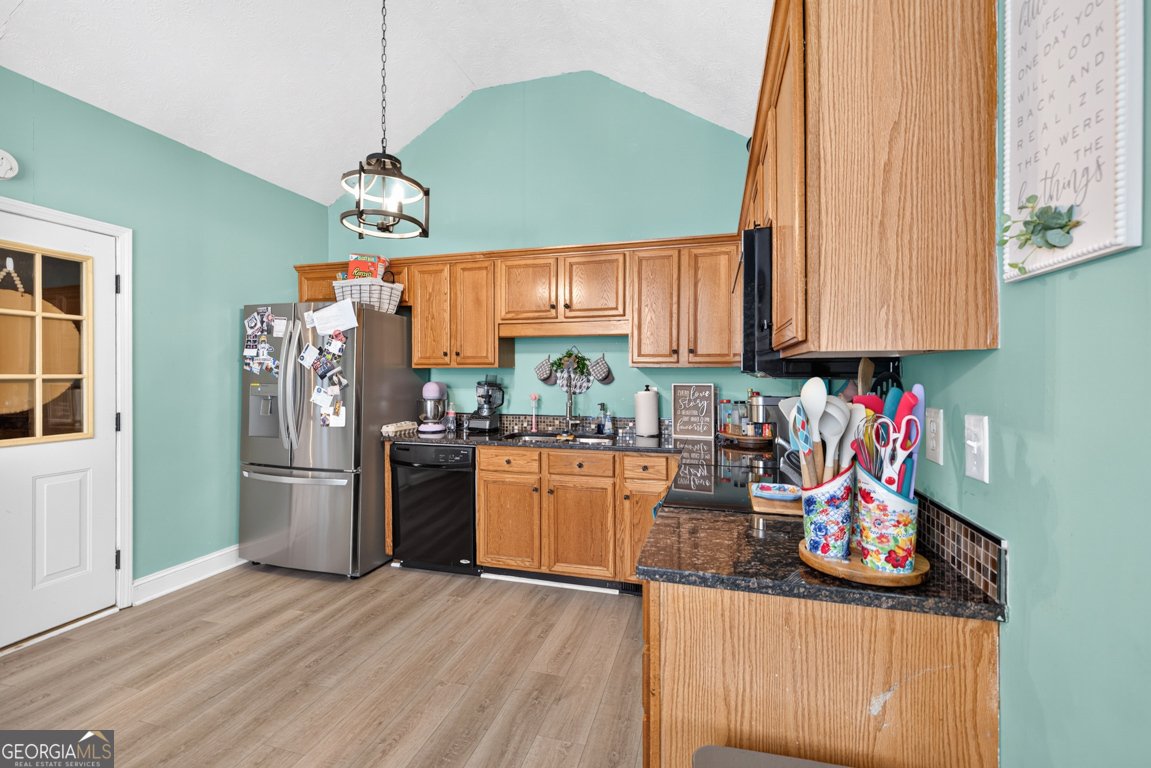 470 Hammond Road Statham - Photo 8