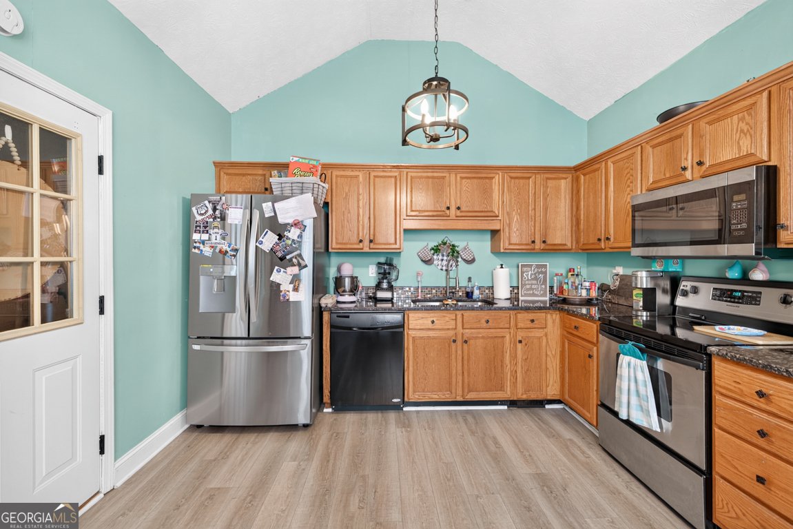 470 Hammond Road Statham - Photo 9
