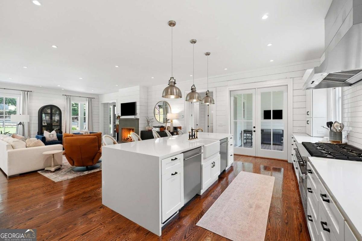 220 Audreys Way Suwanee - Photo 18