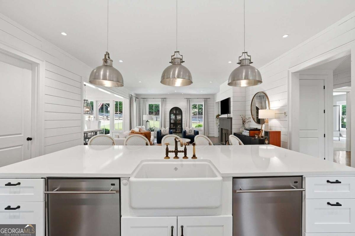 220 Audreys Way Suwanee - Photo 25