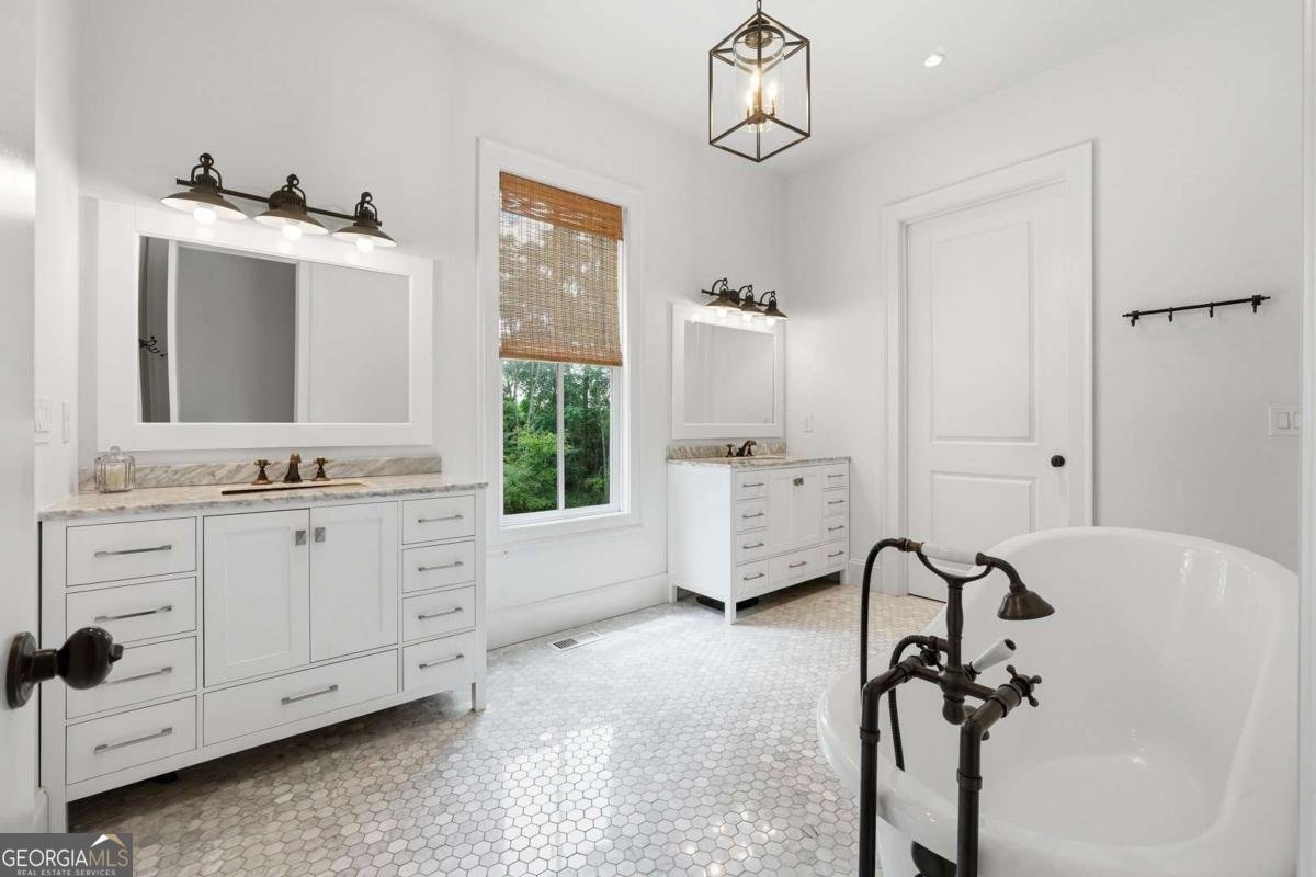 220 Audreys Way Suwanee - Photo 34