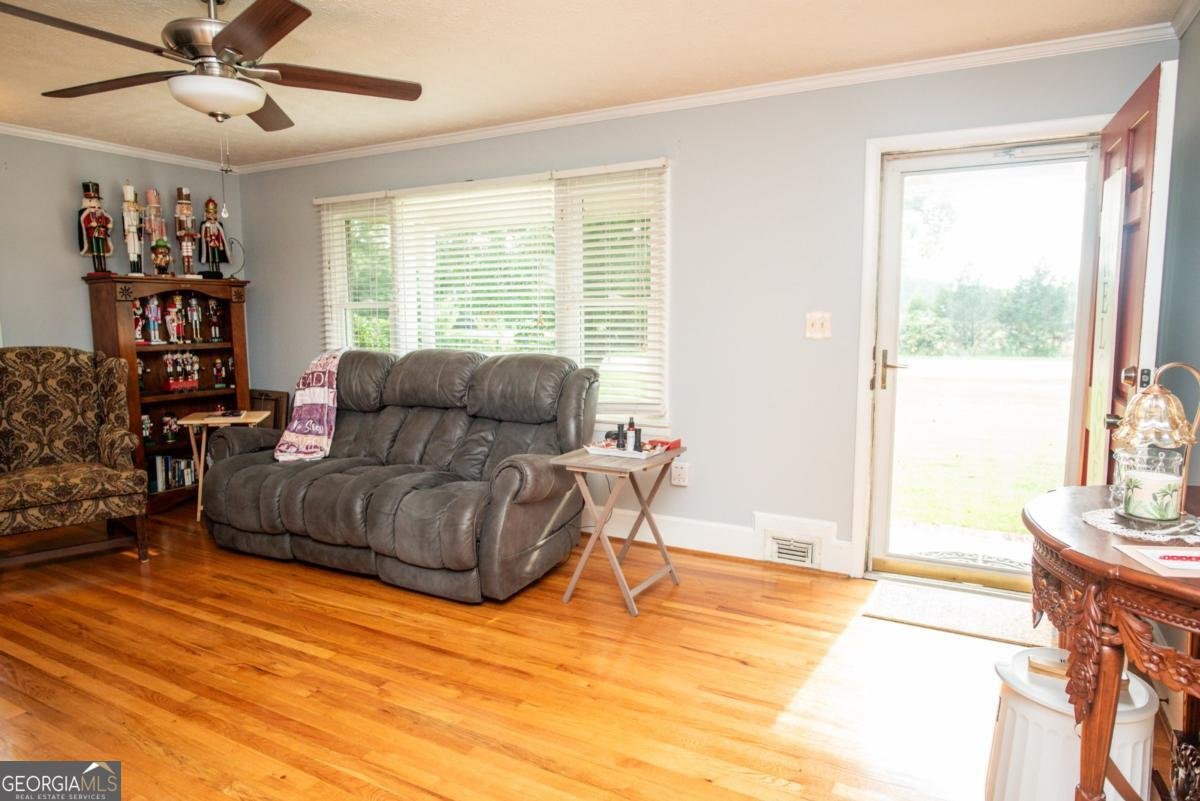 335 Robert Hardeman Road Winterville - Photo 7