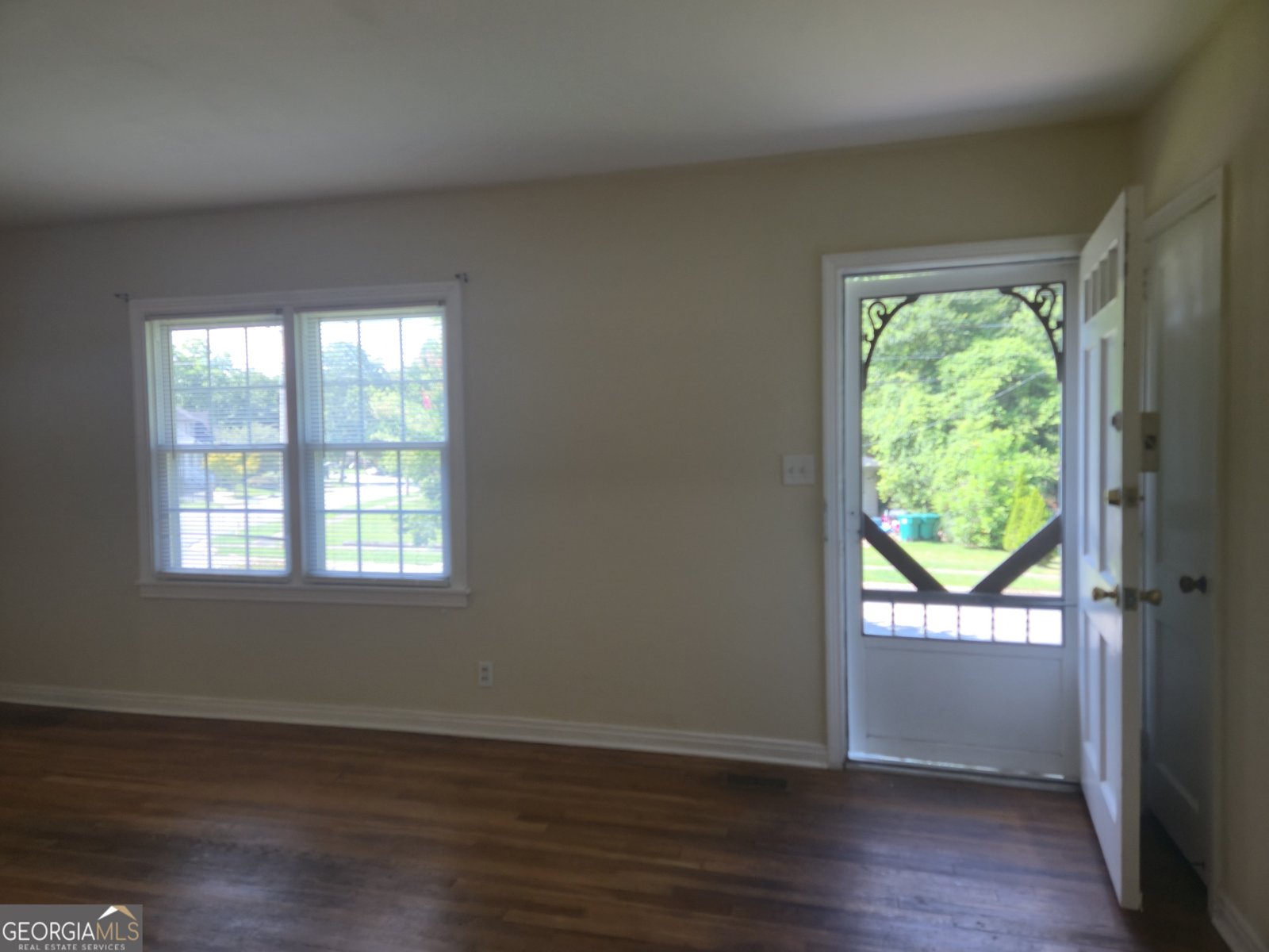 635 Burbank Circle Smyrna - Photo 10