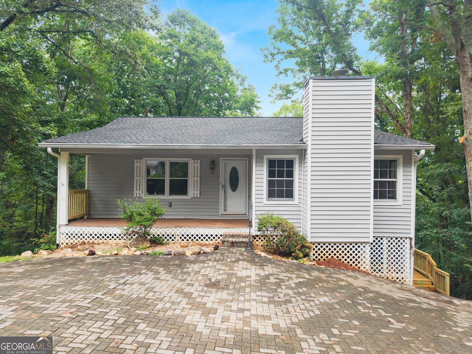 195 Golden Avenue Dahlonega - main photo