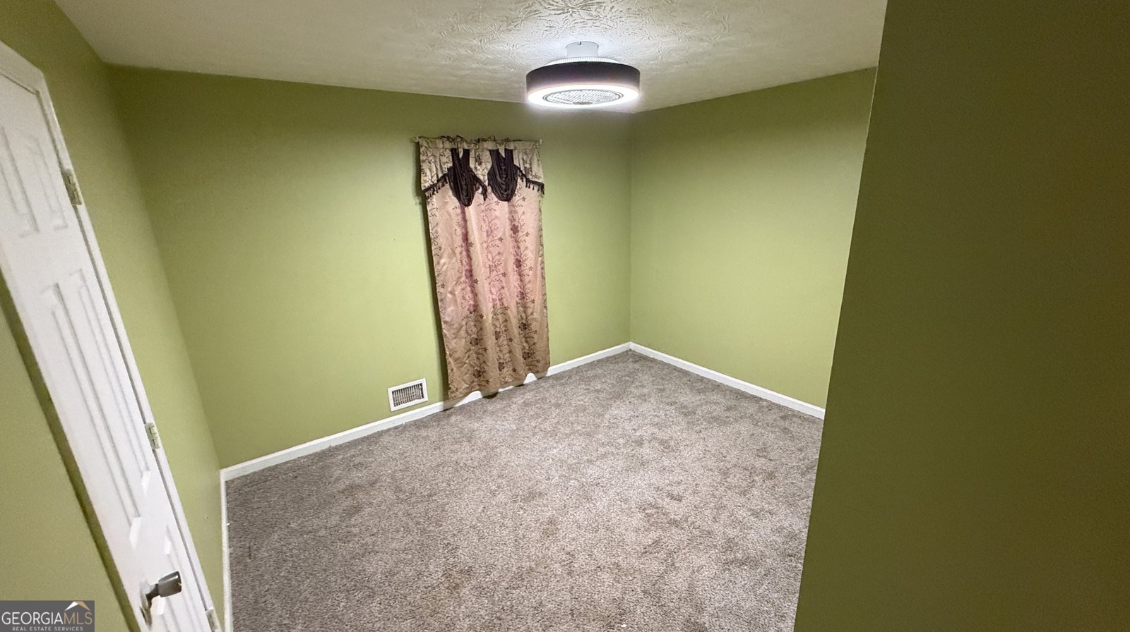 2740 Old Ivy Court Buford - Photo 4