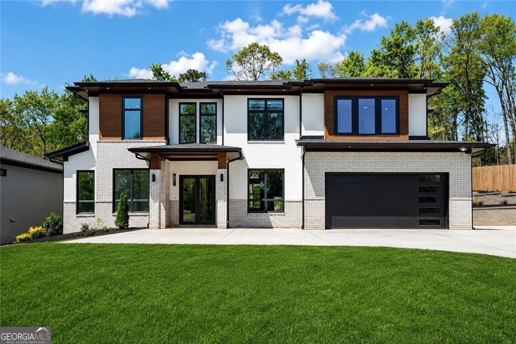 816 Riverside Road Sugar Hill - main photo