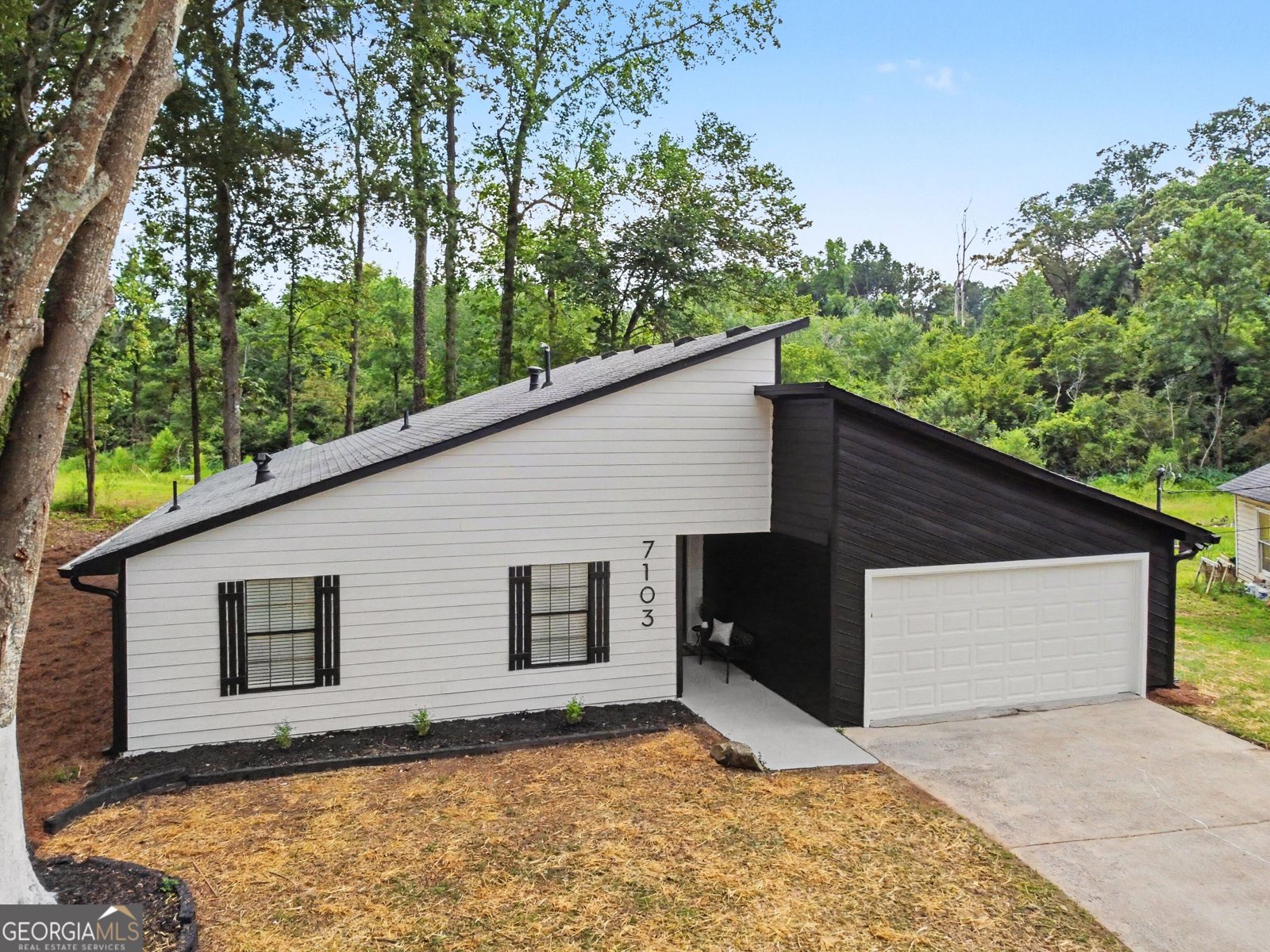 7103 Apache Lane Riverdale - main photo