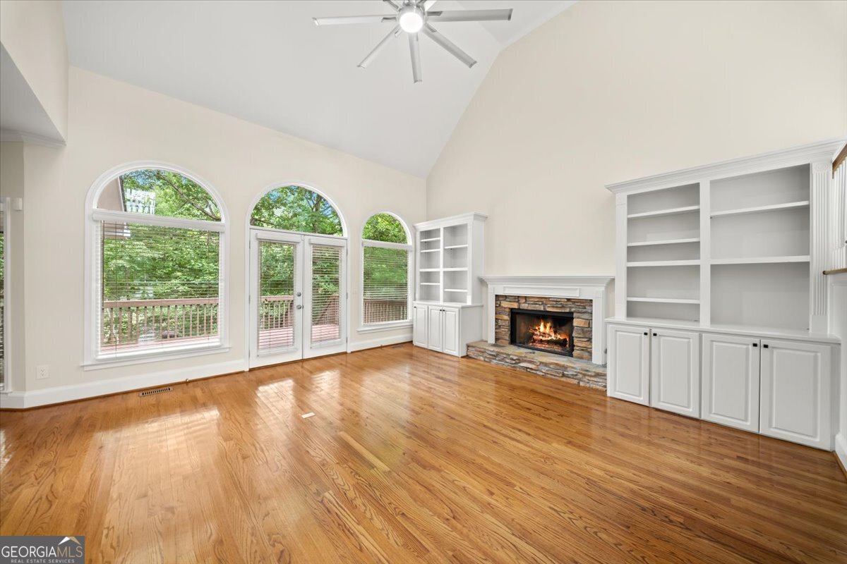 754 White Blossom Court Powder Springs - Photo 6