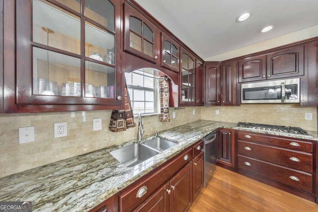 221 Courtland Oaks Drive Marietta - Photo 16