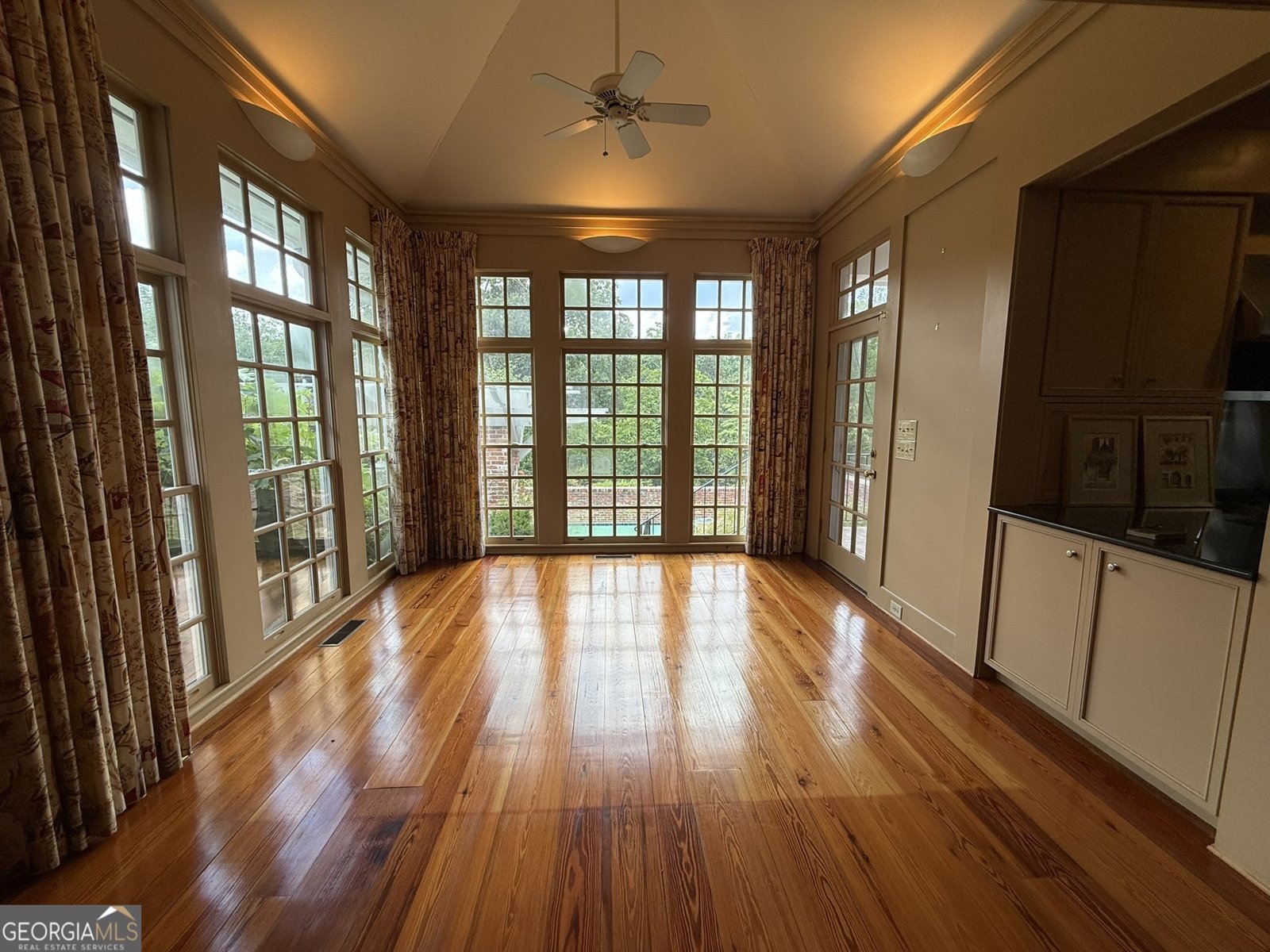 651 Brook Cir. Griffin - Photo 37