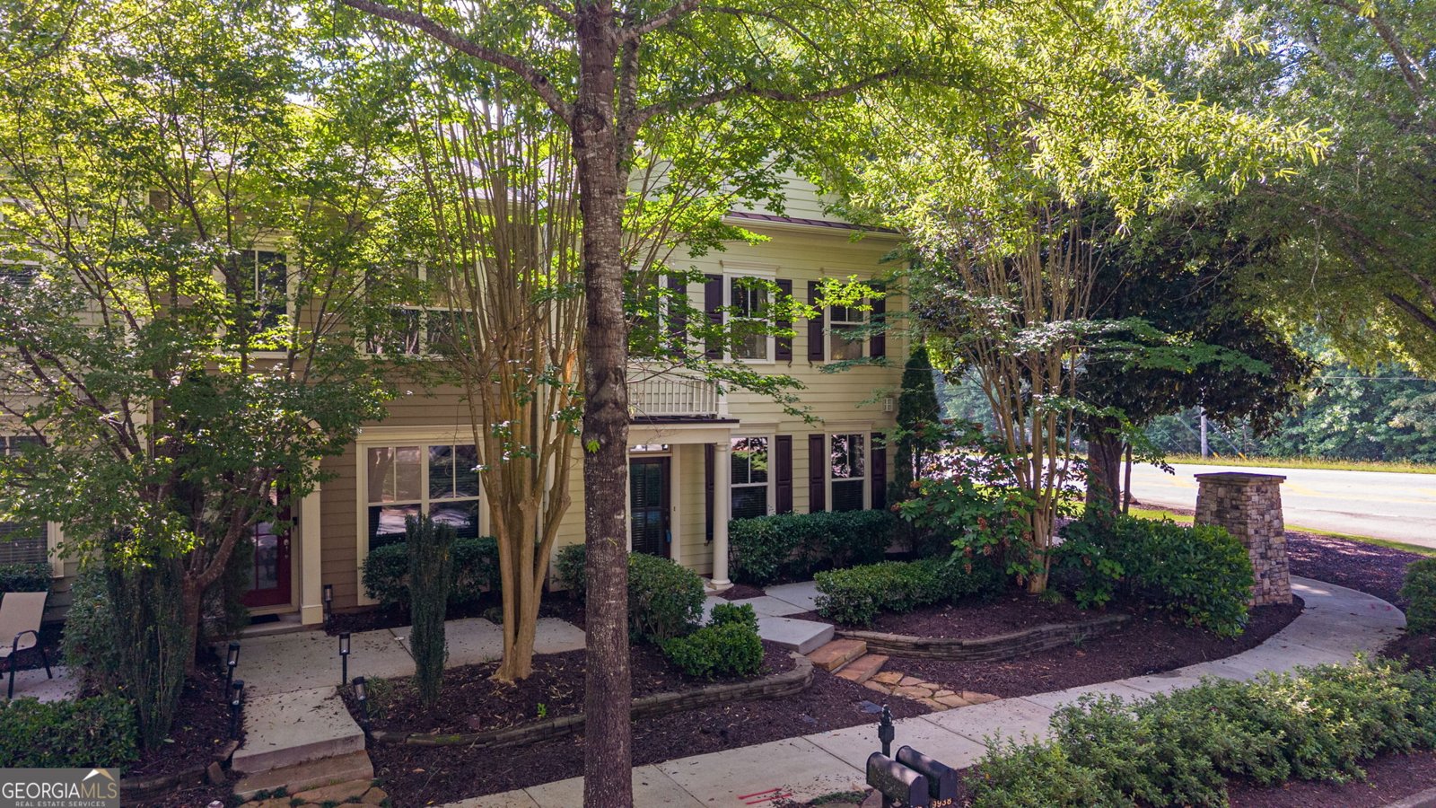 9938 Mancunian Way Douglasville - Photo 6