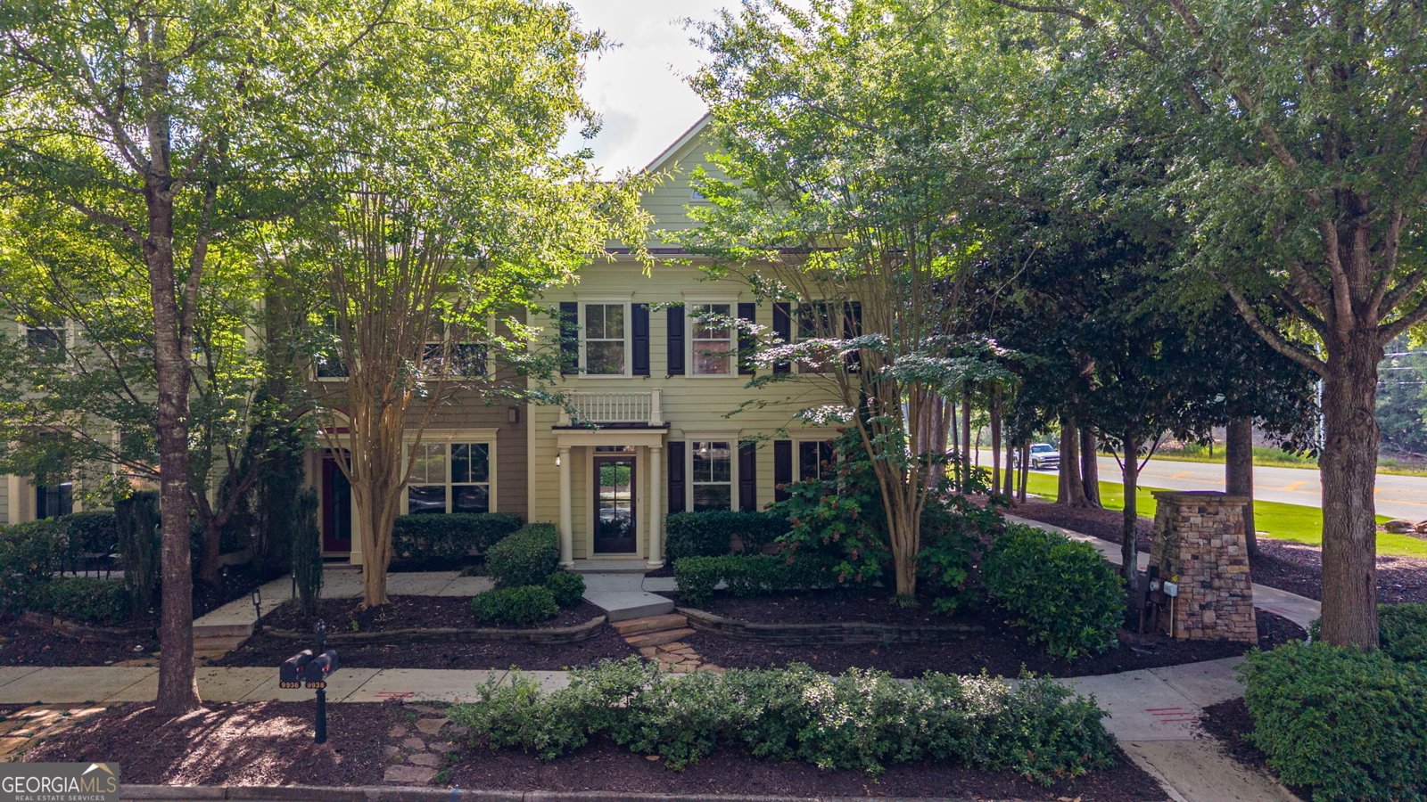 9938 Mancunian Way Douglasville - Photo 8