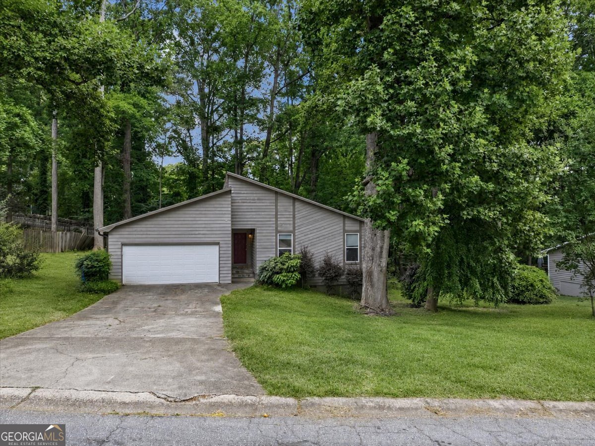5065 Carole Place Stone Mountain - Photo 8