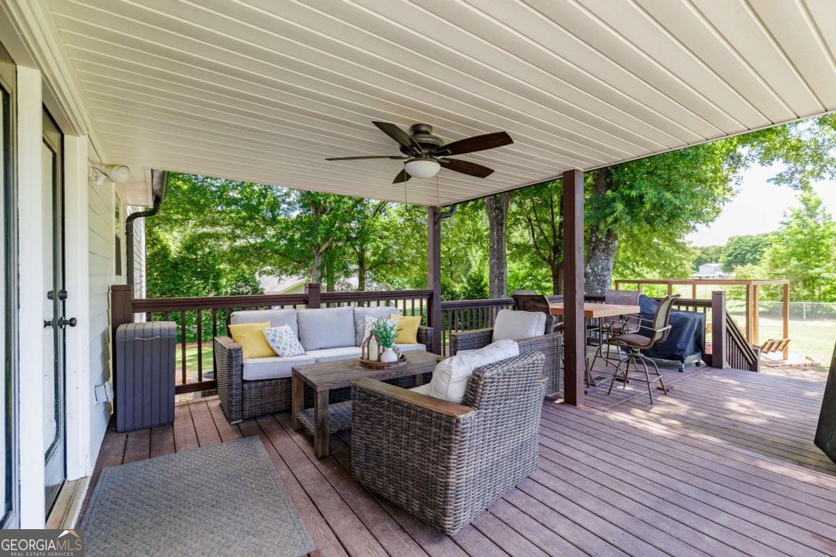 483 Whispering Oaks Drive Statham - Photo 37