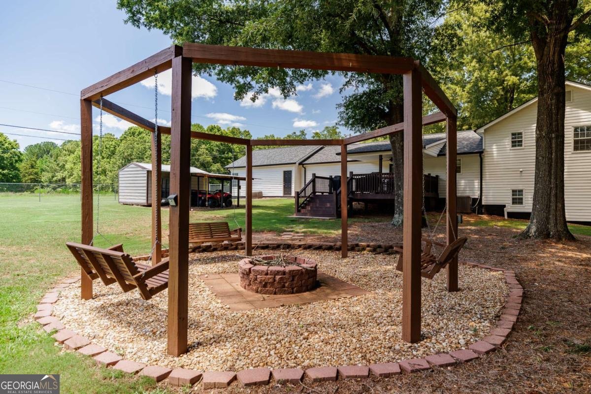 483 Whispering Oaks Drive Statham - Photo 43