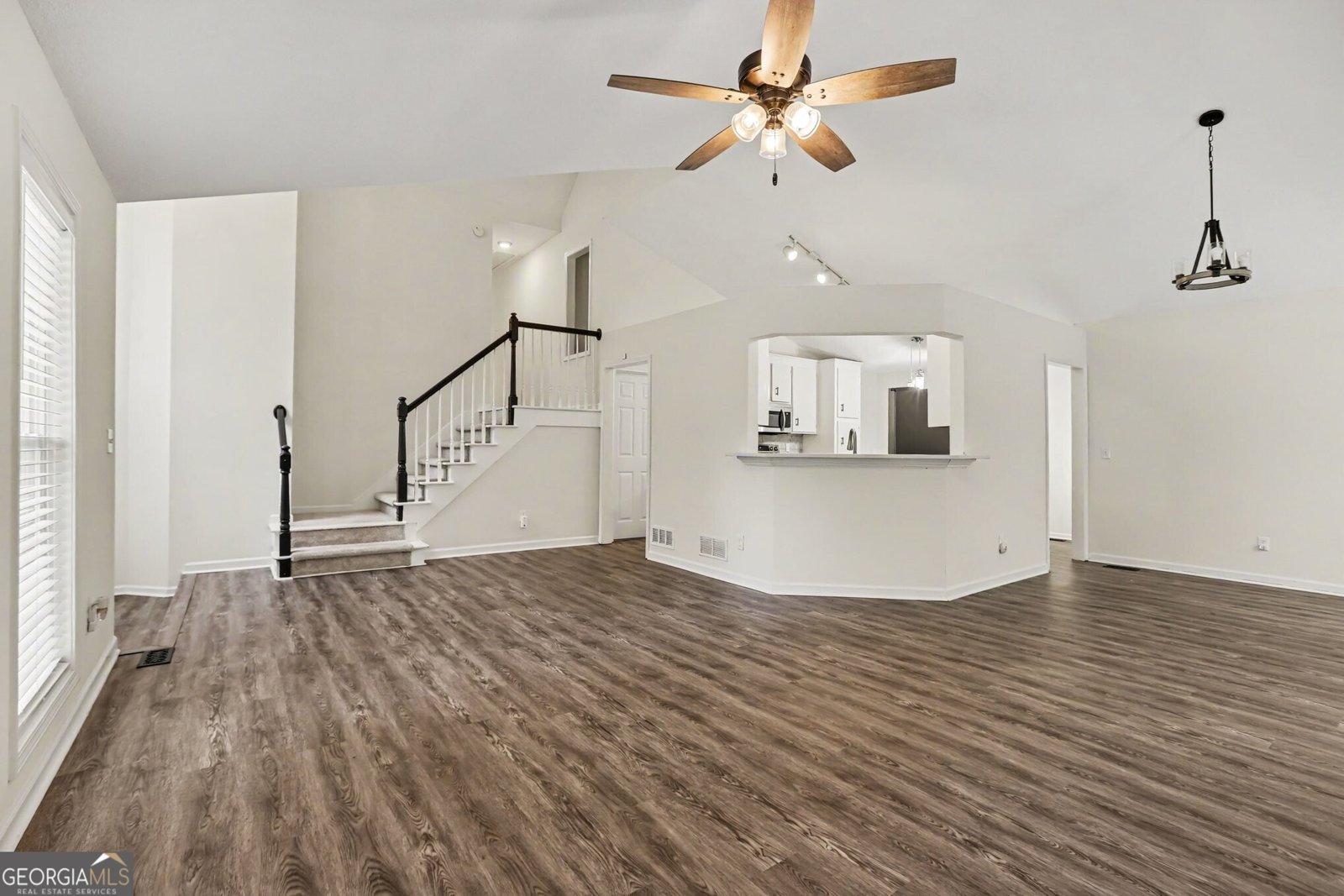 7340 Sleepy Hollow Court Cumming - Photo 16