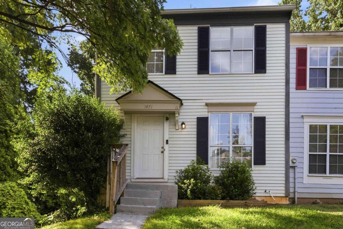 1471 Inverness Drive Stone Mountain - main photo