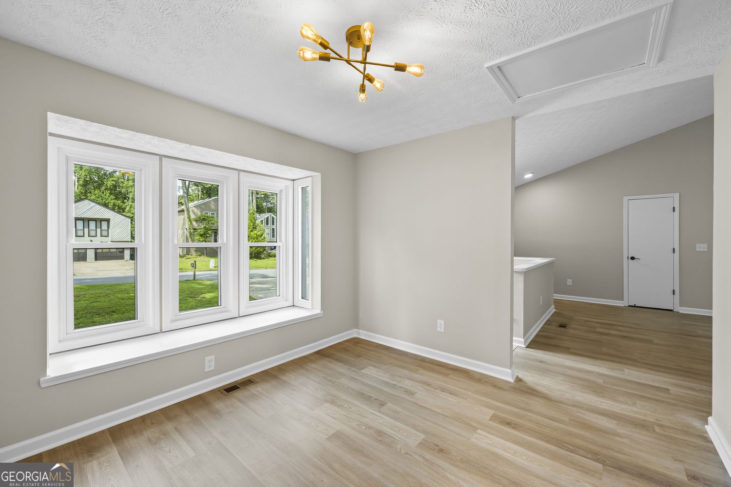 410 Saint Simons Cove Lawrenceville - Photo 9
