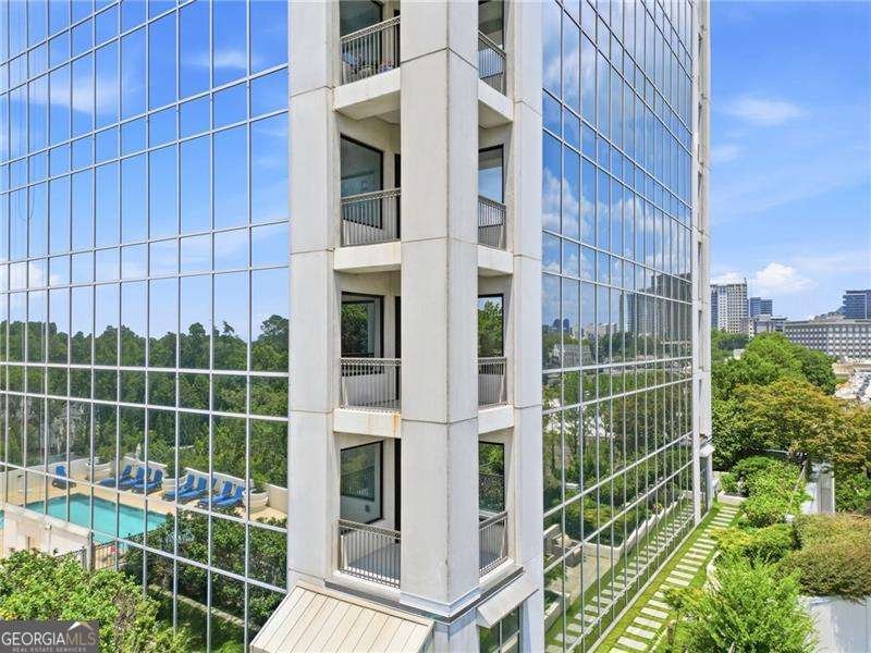 2828 Peachtree Road Atlanta - Photo 56