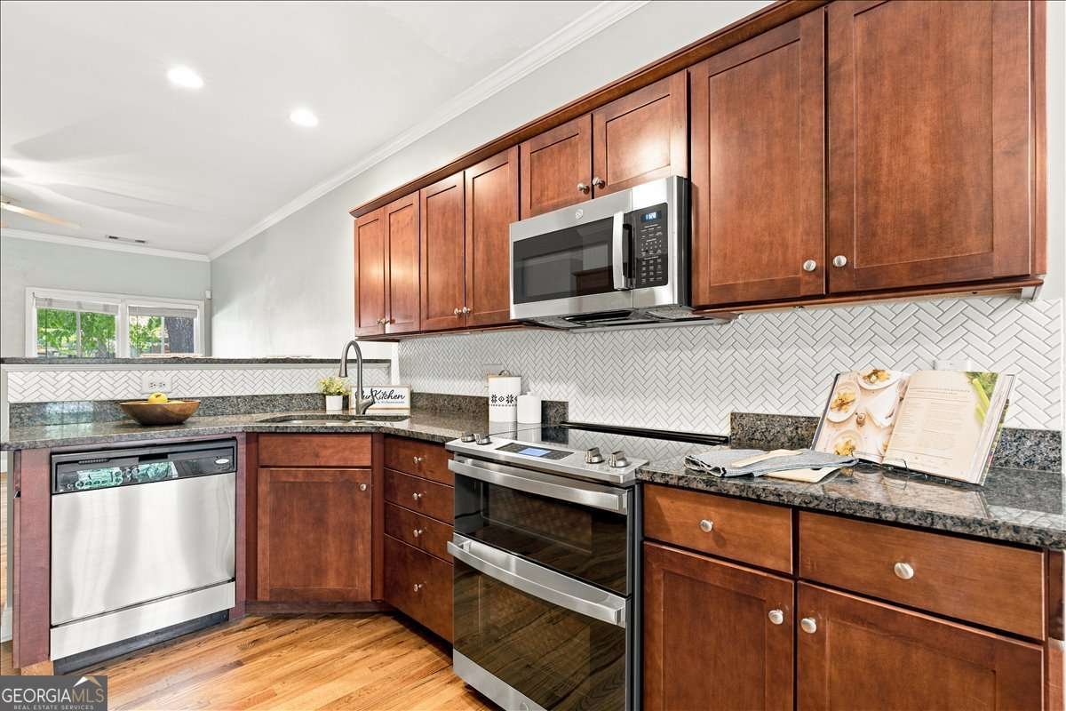 690 Frasier Circle Marietta - Photo 9