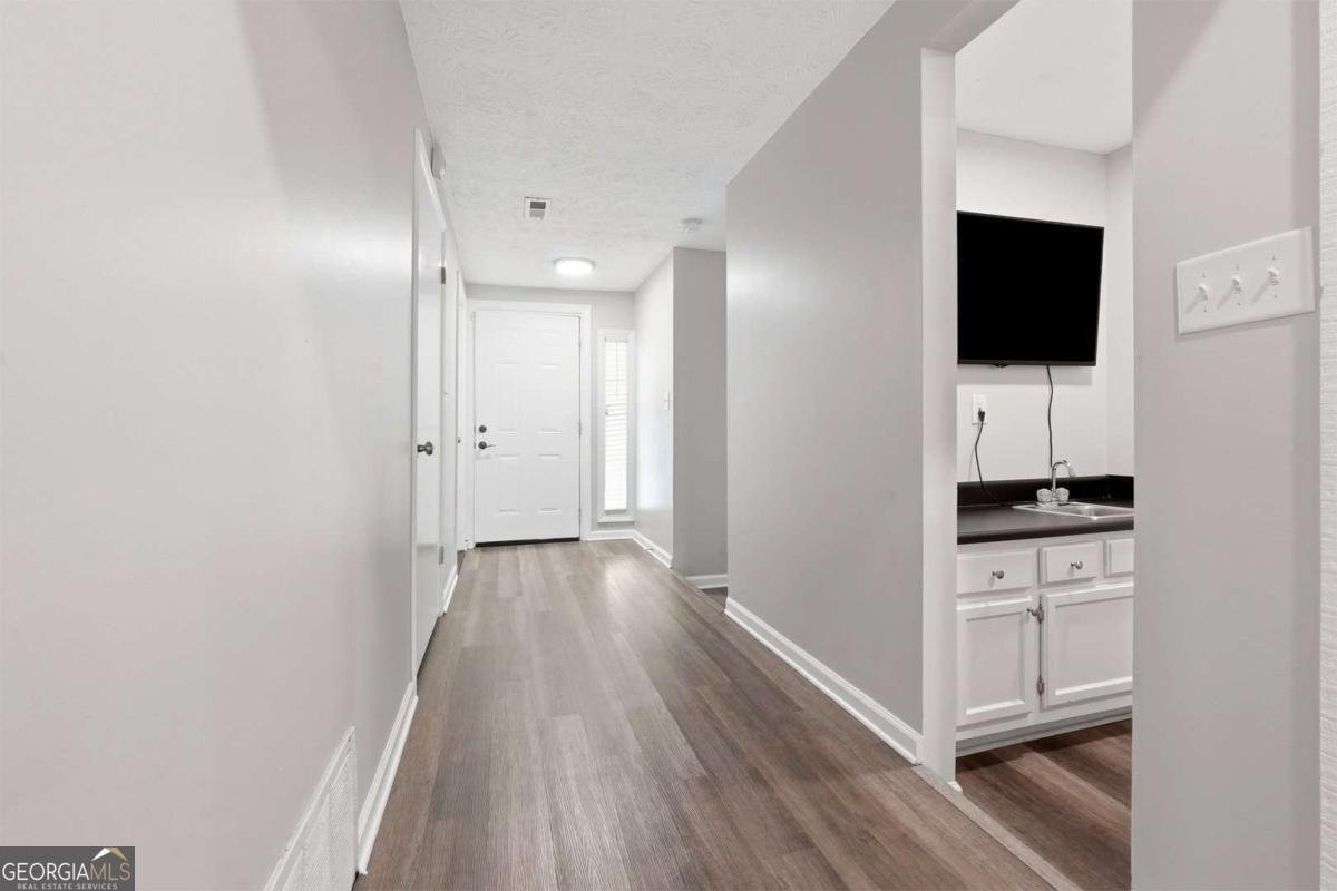 8413 Glenwoods Terrace Riverdale - Photo 11