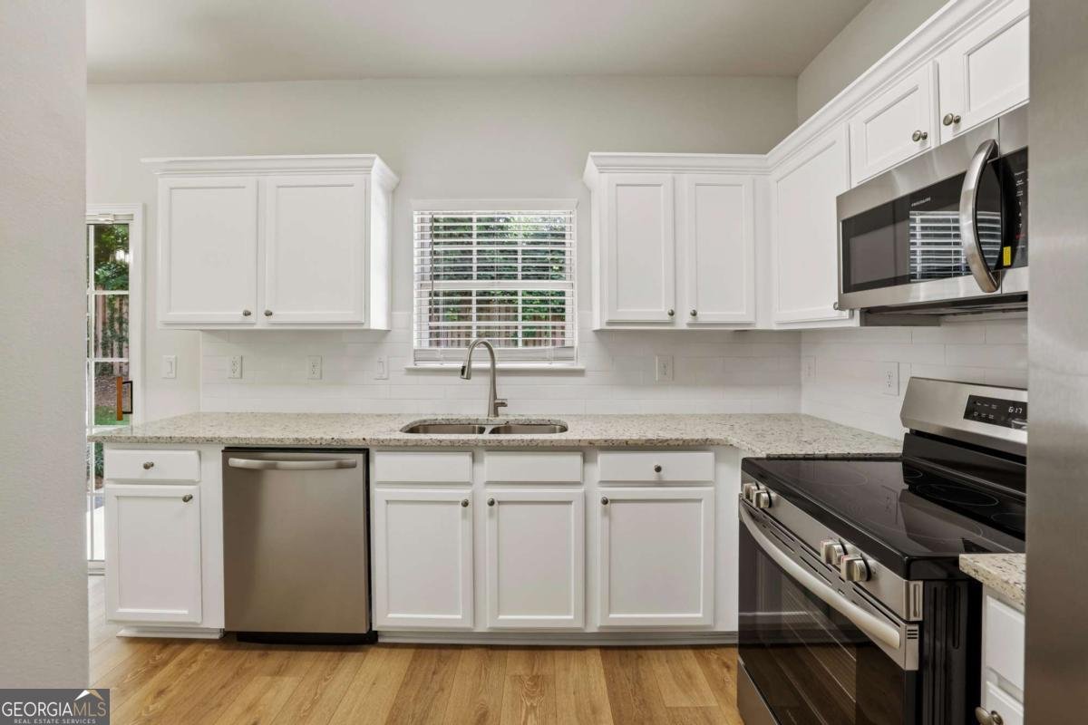 332 Azalea Circle Cumming - Photo 12