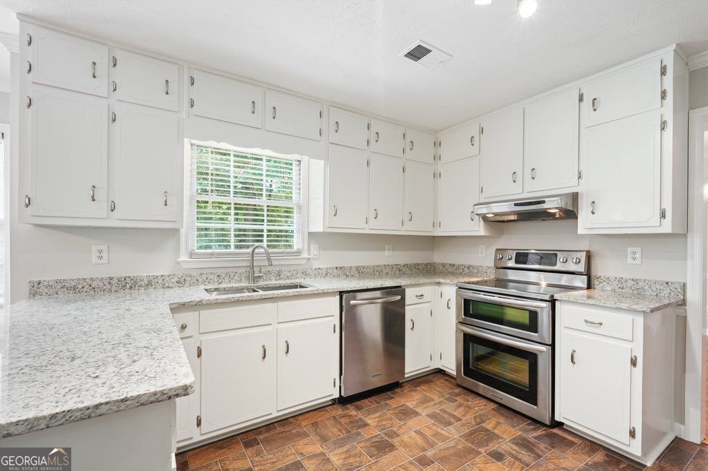 1695 Ridgeway Drive Lawrenceville - Photo 10