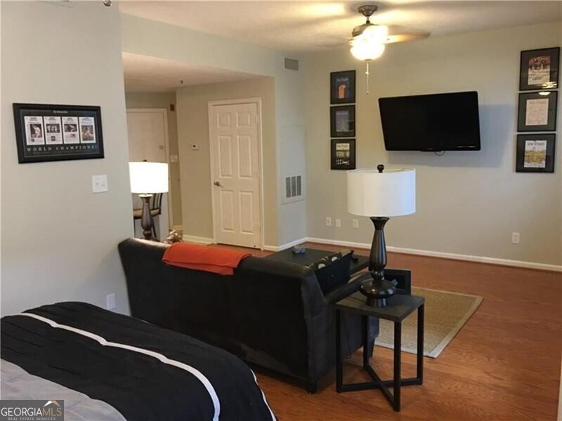 1250 Parkwood Circle Atlanta - Photo 6