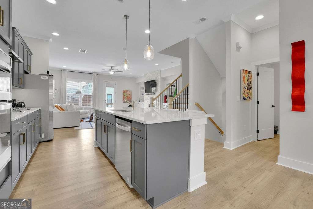 820 Fair View Circle Roswell - Photo 8