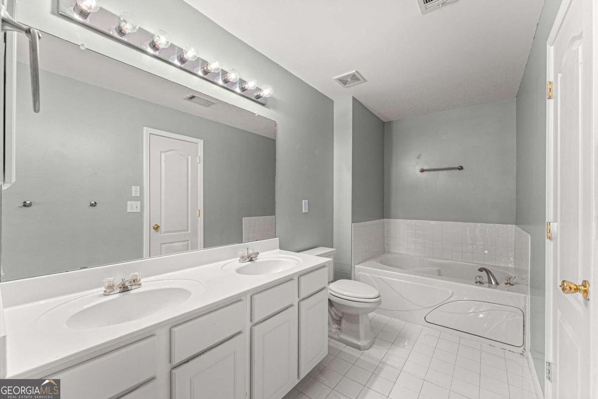 446 Sandtrap Lane Buford - Photo 32