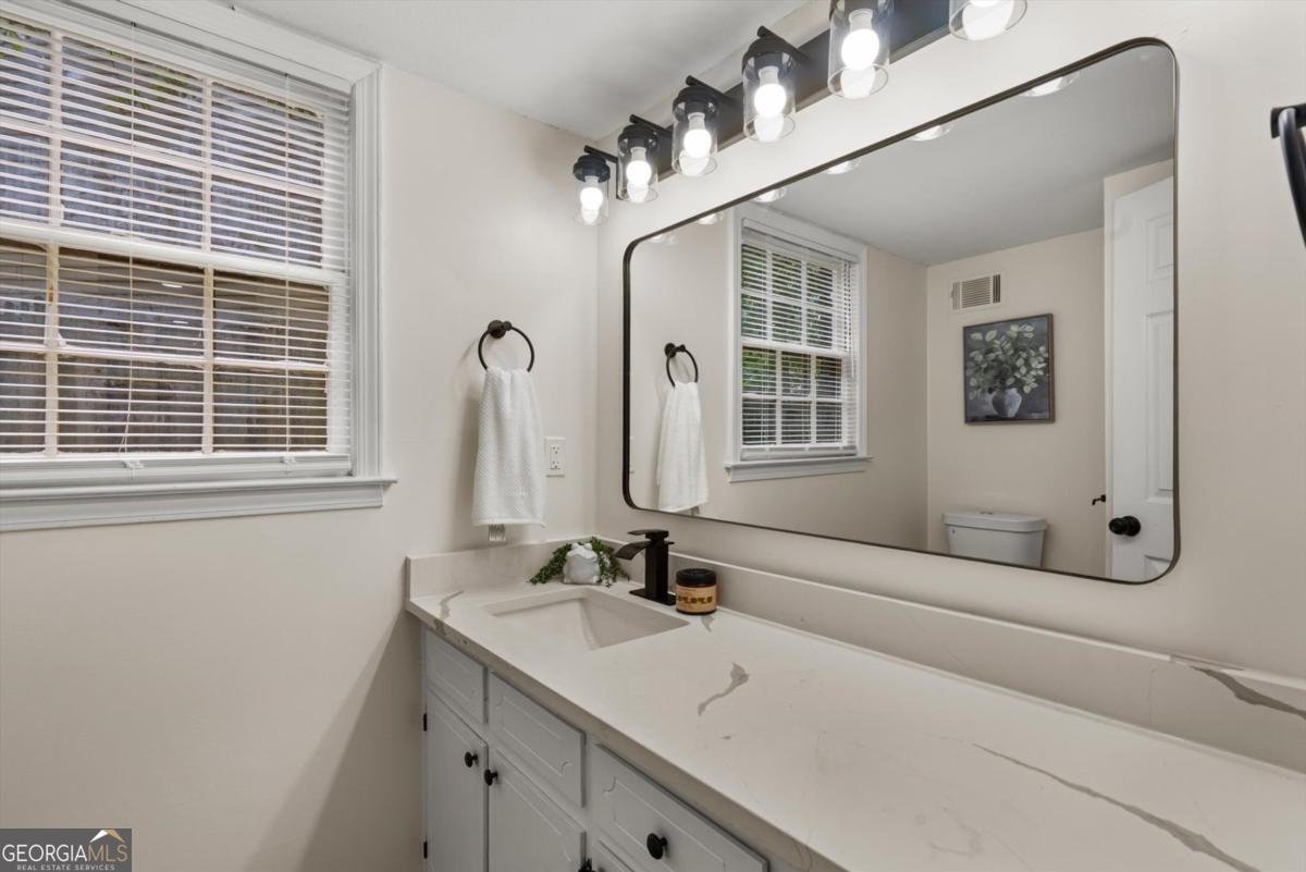 1696 Fieldgreen Overlook Stone Mountain - Photo 17