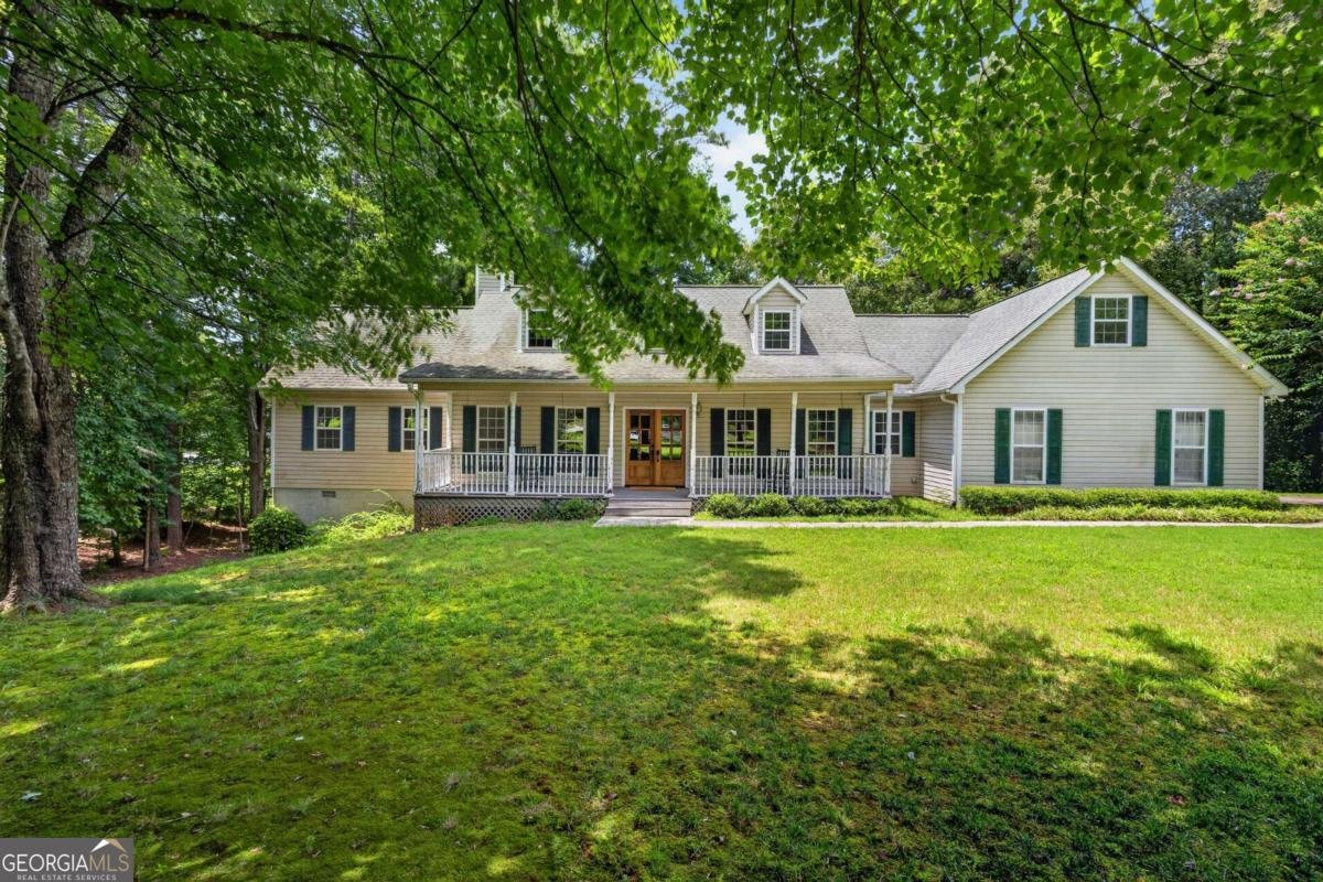 4460 Suwanee Dam Road Suwanee - main photo