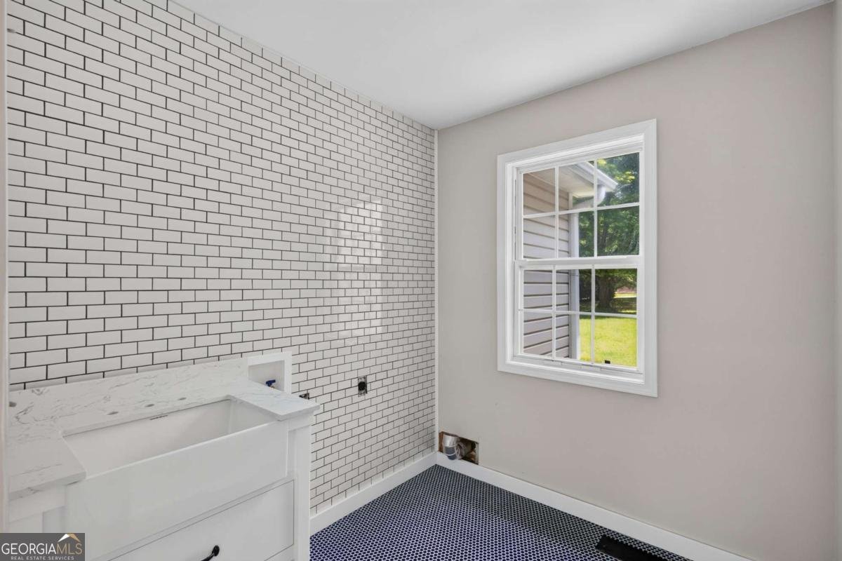 4460 Suwanee Dam Road Suwanee - Photo 17