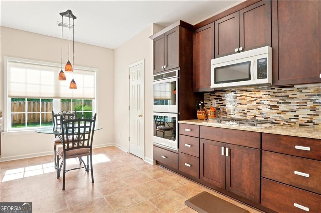 12815 Morningpark Circle Alpharetta - Photo 6