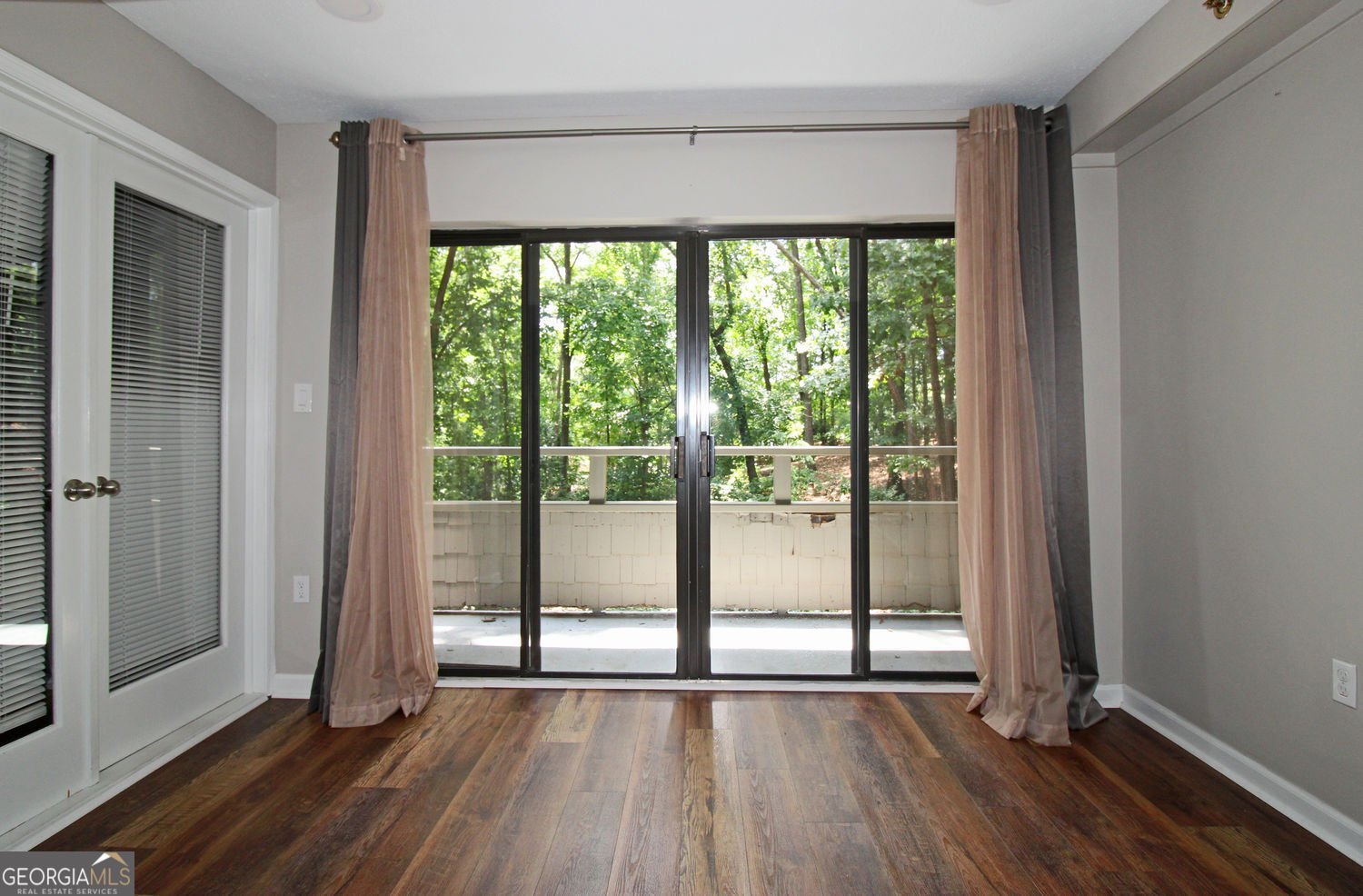 1106 Highland Bluff Drive Atlanta - Photo 15