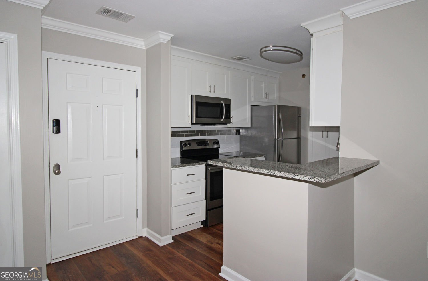 1106 Highland Bluff Drive Atlanta - Photo 6