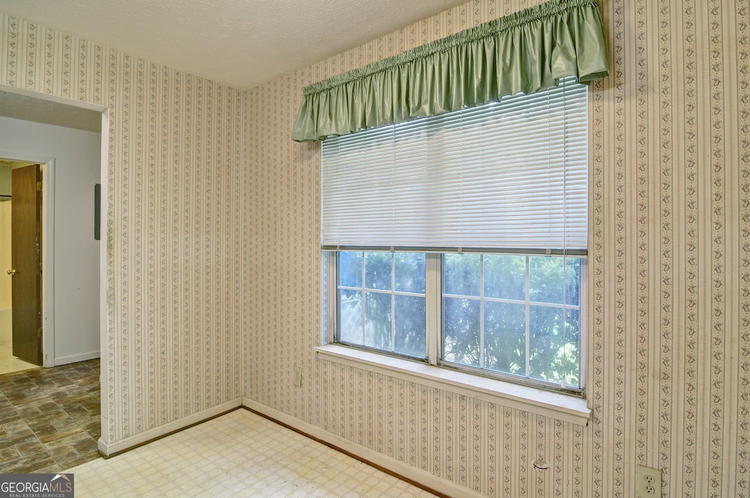 5653 Waterford Court Morrow - Photo 6
