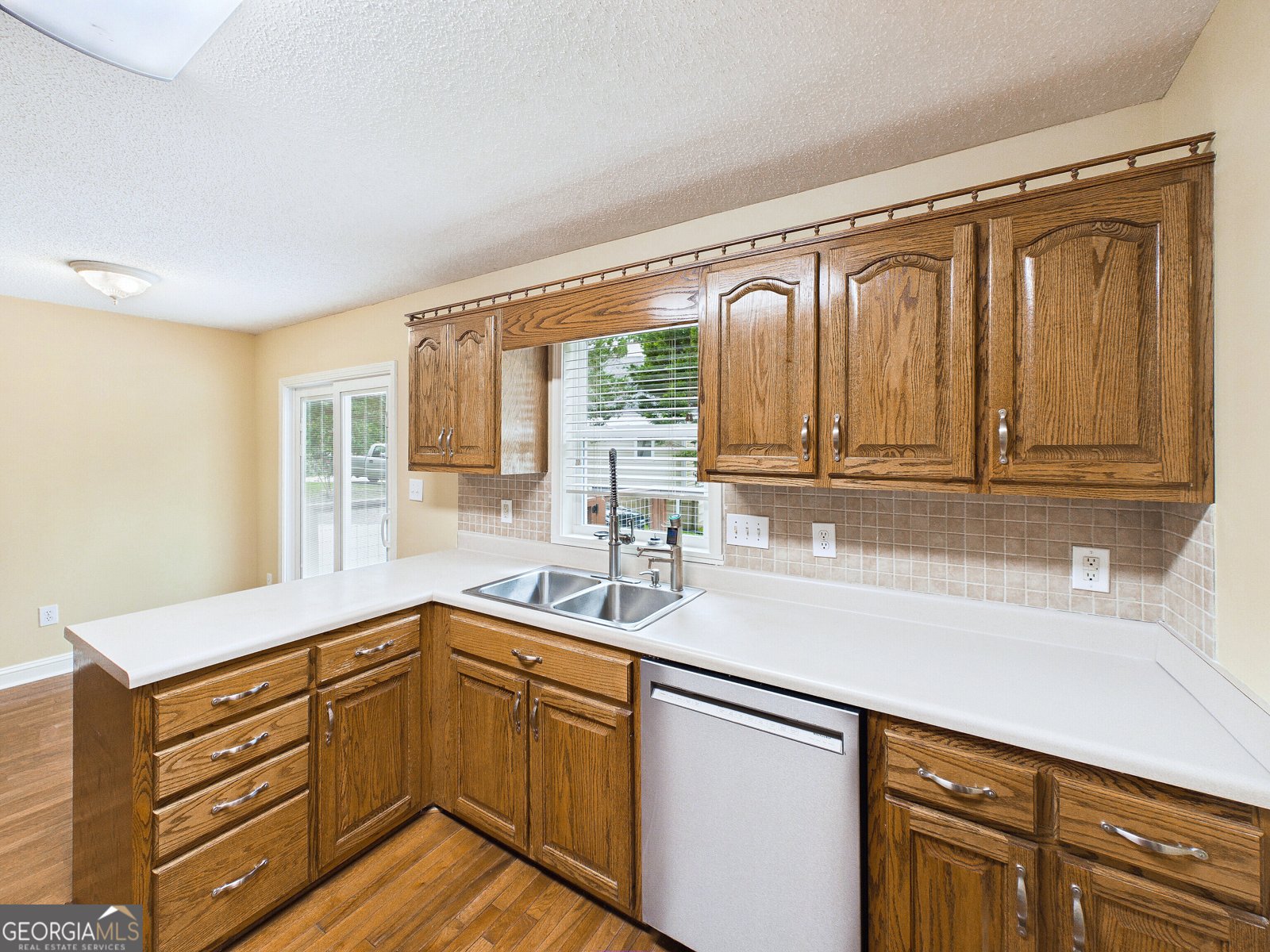 331 Wimbledon Court Macon - Photo 28