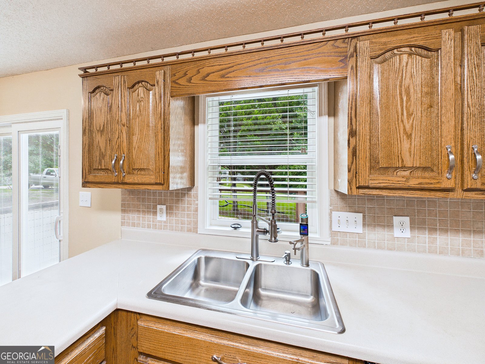 331 Wimbledon Court Macon - Photo 29