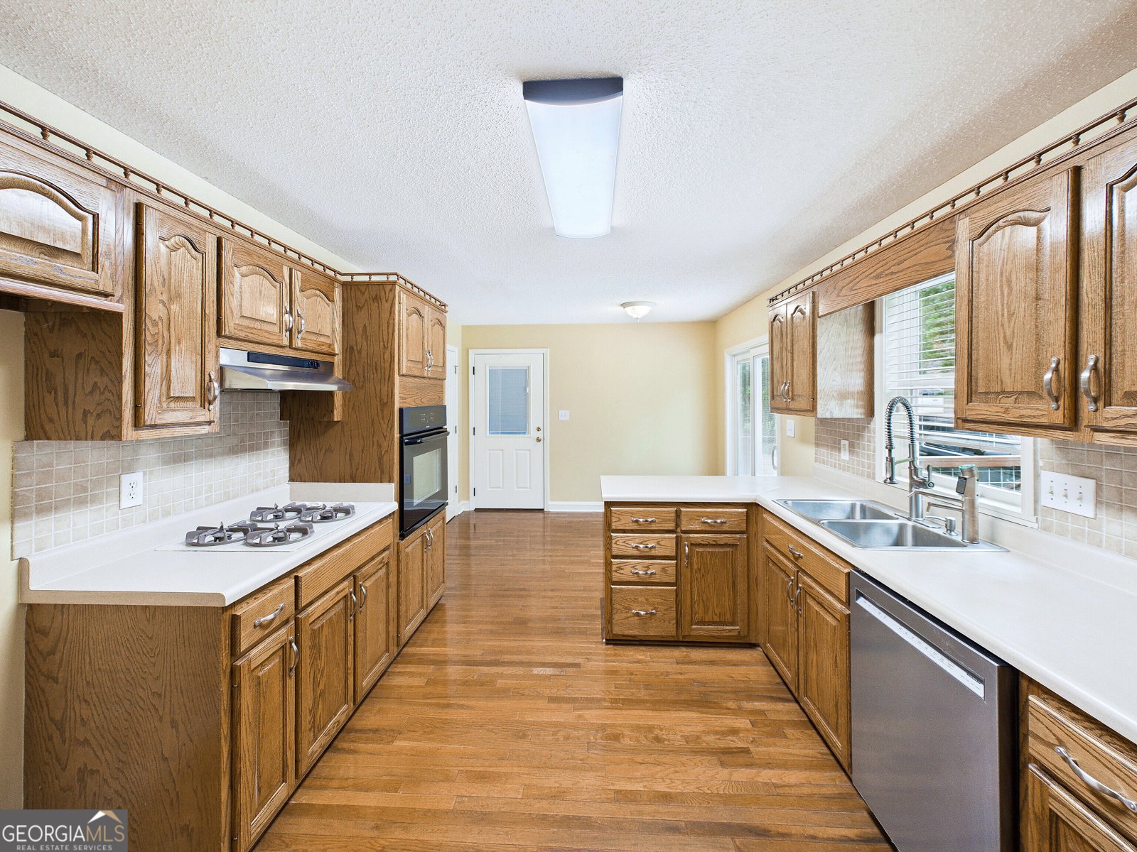 331 Wimbledon Court Macon - Photo 31