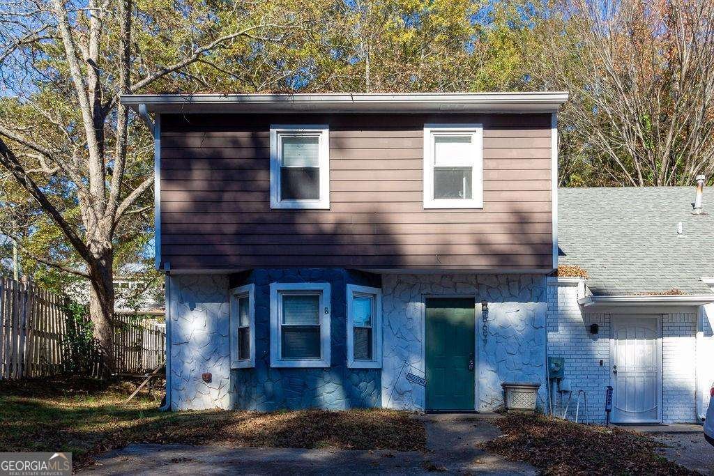 8697 Ashley Way Douglasville - main photo