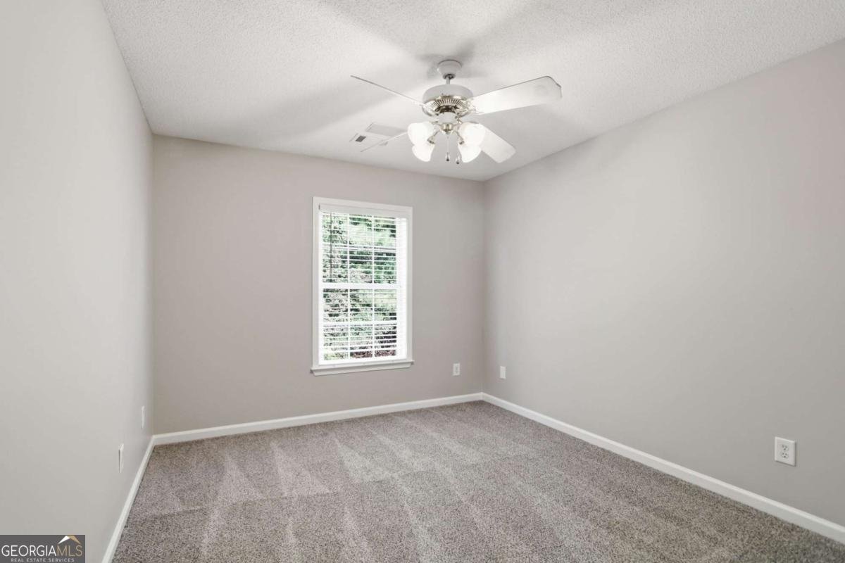 570 Ashland Parkway Woodstock - Photo 14